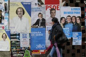 ESPANHÓIS PROTESTAM EM LISBOA POR NÃO PODEREM VOTAR E ACUSAM SISTEMA DE FRAUDE