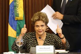 SENADOR RELATOR DA INVESTIGAÇÃO ÀS CONTAS DO GOVERNO DILMA RECOMENDA APROVAÇÃO