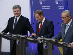 UCRÂNIA AVANÇA COM ACORDO COMERCIAL COM UE – POROSHENKO