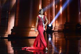 FILIPINA PIA WURTZBACH GANHA MISS UNIVERSO 2015