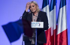 FRANÇA VAI INVESTIGAR PATRIMÓNIO DE JEAN-MARIE E MARINE LE PEN