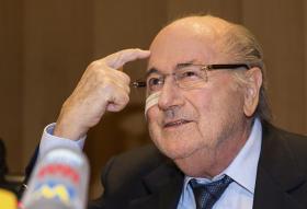 FIFA: BLATTER VAI RECORRER A NÍVEL INTERNO E DEPOIS PARA O TRIBUNAL ARBITRAL