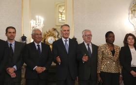 CAVACO SILVA DIZ TER MANTIDO “BOA TRADIÇÃO” DE NATAL “INDEPENDENTEMENTE DO GOVERNO EM FUNÇÕES”