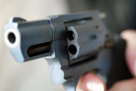 USO E PORTE DE ARMA NO PARLAMENTO DIVIDE DEPUTADOS DA GUINÉ-BISSAU