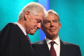 DISPONIBILIZADAS CONVERSAS TELEFÓNIAS ENTRE BILL CLINTON E TONY BLAIR