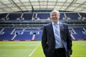 PINTO DA COSTA DIZ QUE FOI AVISADO DE QUE CARRILLO ESTAVA A ASSINAR PELO BENFICA