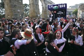 ESTUDANTES DE COIMBRA DEFENDEM MAIS FINANCIAMENTO DO PROGRAMA ERASMUS