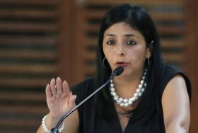 VENEZUELA PEDE A DIPLOMATAS PARA NÃO SE INTROMETEREM NA POLÍTICA NACIONAL