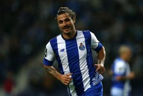 FC PORTO COMUNICA RESCISÃO COM AVANÇADO PABLO OSVALDO