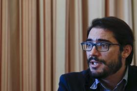 LÍDER PARLAMENTAR DO PCP DESPREOCUPADO COM REUNIÃO PS/PSD E CONFIANTE NUMA SURPRESA