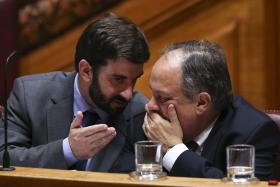 PAGAMENTOS A PROFESSORES DO ENSINO ARTÍSTICO ESTÃO A SER EFETUADOS  – MINISTRO