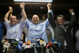OPOSIÇÃO VENEZUELANA ELEGEU RAMOS ALLUP COMO NOVO PRESIDENTE DO PARLAMENTO