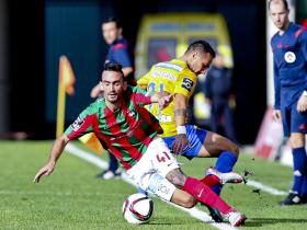 MARÍTIMO E ESTORIL-PRAIA EMPATAM NO FUNCHAL
