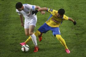 AROUCA VENCE ESTORIL-PRAIA E SOBE PROVISORIAMENTE AO SEXTO LUGAR DA I LIGA