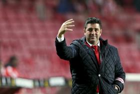 VITÓRIA VOLTA A RESPONDER A JESUS E CRITICA POSIÇÃO DA JOSÉ PEREIRA