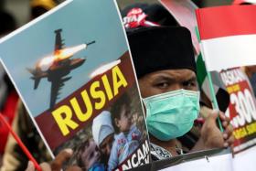 AVIAÇÃO RUSSA AJUDOU A MUDAR A SITUAÇÃO NA SÍRIA, DIZ MNE RUSSO