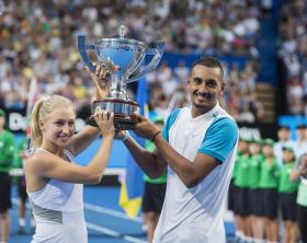 AUSTRÁLIA CONQUISTA TAÇA HOPMAN EM TÉNIS