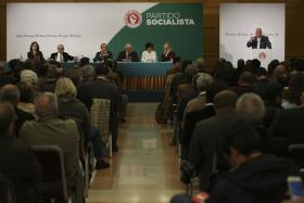 PS RECUSA PRESSÃO DA UGT PARA APLICAÇÃO IMEDIATA DA LEI DAS 35 HORAS DE TRABALHO