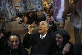 PRESIDENCIAIS: MARCELO REBELO DE SOUSA PEDE AOS PORTUGUESES QUE NÃO ADIEM ESCOLHA