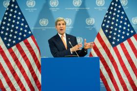 EUA VÃO PAGAR DÍVIDA DE 1,7 MIL MILHÕES DE DÓLARES AO IRÃO – KERRY