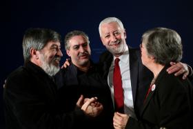 PRESIDENCIAIS: NÓVOA RENOVA “BOAS VINDAS” A SOCIALISTAS E PESSOAS DE OUTROS PARTIDOS QUE ADIRAM À CANDIDATURA