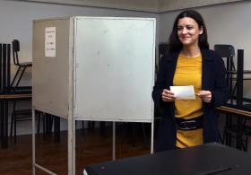PRESIDENCIAIS: MARISA MATIAS VOTOU EM COIMBRA E APELOU A “QUE TODA A GENTE VOTE”