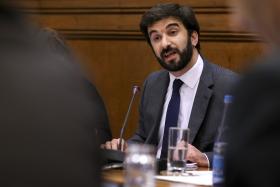GOVERNO PREPARA CONDIÇÕES ESPECIAIS PARA CRIANÇAS COM CANCRO IREM À ESCOLA