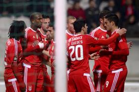 BENFICA TENTA RESPONDER A SPORTING E FC PORTO