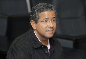MORREU FRANCISCO FLORES, ANTIGO PRESIDENTE DE EL SALVADOR — PARTIDO