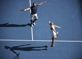 BRUNO SOARES FAZ A ‘DOBRADINHA’ E TAMBÉM GANHA EM PARES MISTOS NO OPEN DA AUSTRÁLIA