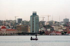 AUTORIZADAS ATÉ 5.500 EMBARCAÇÕES DE PESCA ARTESANAL EM ANGOLA DURANTE ESTE ANO