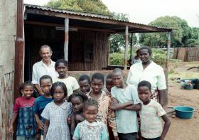 CRISE POLÍTICA AMEAÇA ANO LETIVO DE NOVE MIL ESTUDANTES NO CENTRO DE MOÇAMBIQUE
