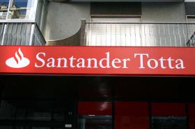 SANTANDER TOTTA AUMENTA LUCROS EM 51% PARA 291 MILHÕES DE EUROS DURANTE 2015