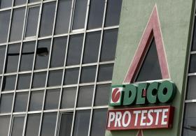 DECO QUER QUE BANCO DE PORTUGAL IMPONHA LIMITES AOS CUSTOS DOS CARTÕES DE DÉBITO