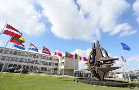 NATO ALERTA PARA AÇÃO RUSSA E QUER DIÁLOGO A EVITAR “NOVA GUERRA FRIA”