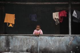 “AJUDAR A AMPARAR” UNE ESFORÇOS PARA APOIAR CRIANÇAS DE SÃO TOMÉ E PRÍNCIPE
