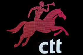 CARRINHA DOS CTT ASSALTADA POR TRIO ARMADO EM OVAR