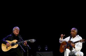 CAETANO VELOSO E GILBERTO GIL JUNTOS AO VIVO EM ABRIL NOS COLISEUS