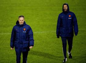 VAN NISTELROOY DEIXA SELEÇÃO HOLANDESA PARA SER TREINADOR DA FORMAÇÃO DO PSV