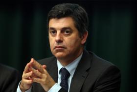 MINISTRO DA ECONOMIA VISITA HOJE MAIOR FEIRA DE CALÇADO DO MUNDO EM MILÃO