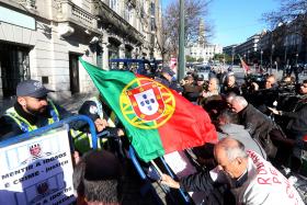 BES: LESADOS RECEBIDOS NA QUARTA-FEIRA PELA 1.ª VEZ PELO BANCO DE PORTUGAL