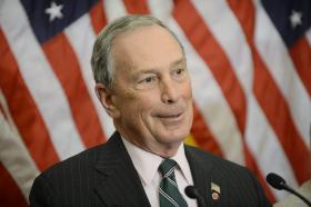 MICHAEL BLOOMBERG ADMITE CONCORRER ÀS ELEIÇÕES PRESIDENCIAIS DOS EUA
