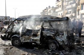 PELO MENOS 25 MORTOS EM ATENTADO À BOMBA NA CIDADE DE HOMS, NA SÍRIA