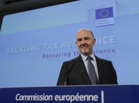 OE2016: COMISSÁRIO EUROPEU MOSCOVICI GARANTE QUE CONTINUAM CONVERSAÇÕES COM LISBOA