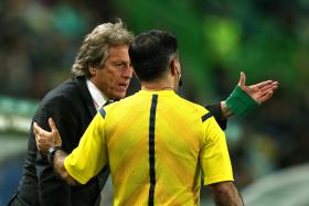 CONSELHO DE DISCIPLINA MULTA JORGE JESUS EM 153 EUROS
