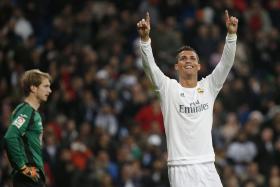 CRISTIANO RONALDO ADIANTA QUE QUER FICAR MAIS DOIS ANOS NO REAL MADRID