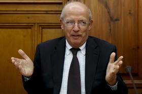 OE2016: AUGUSTO SANTOS SILVA “MUITO CONFIANTE” EM VEREDICTO POSITIVO DE BRUXELAS