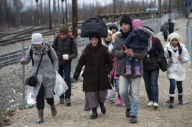 UE RECORDA ANCARA QUE TEM DE ACOLHER REFUGIADOS NO ÂMBITO DA CONVENÇÃO DE GENERBRA