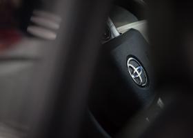 TOYOTA SUSPENDE PRODUÇÃO NO JAPÃO DURANTE UMA SEMANA POR FALTA DE AÇO