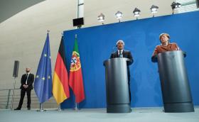 OE2016: ANTÓNIO COSTA RECEBEU “BOA NOTÍCIA” DE APROVAÇÃO DE BRUXELAS “PARTICULARMENTE SATISFEITO”